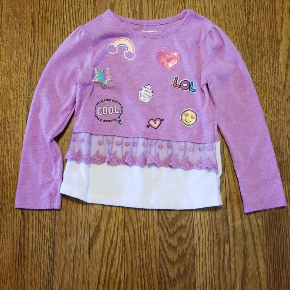 Long sleeve lace detail